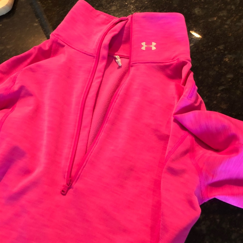 Hot pink 1/2 zip underarmour size M